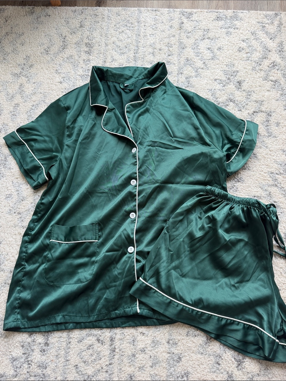Silky Short-Sleeve Pajama Set in Deep Green with Contrast Piping